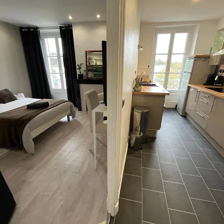 Le Logis Cantilien Lamorlaye-Chantilly Exterior photo