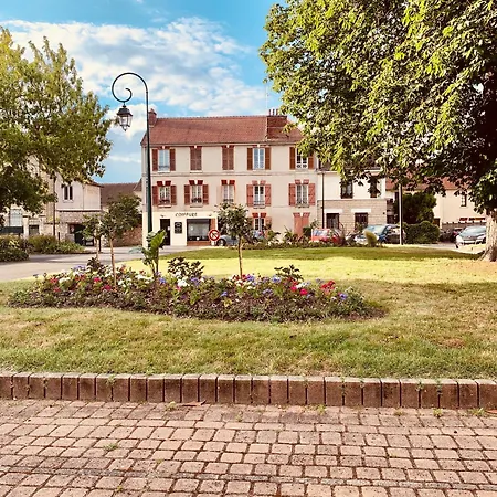 Le Logis Cantilien Lamorlaye-Chantilly Exterior photo